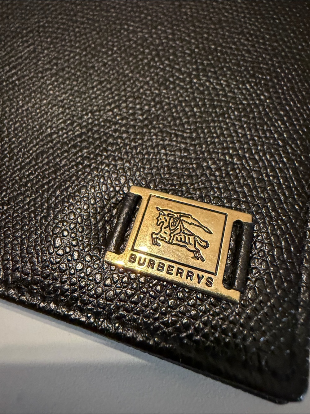 Burberrys Black Leather Men's Wallet with Gold Logo Plaque - Picture 2 of 10